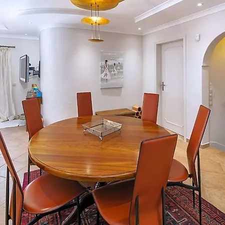 Vale Do Garrao Sleeps 10 With Air Con And Wifi Vila *