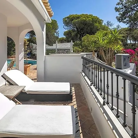 Vila Vale Do Garrao Sleeps 10 With Air Con And Wifi *