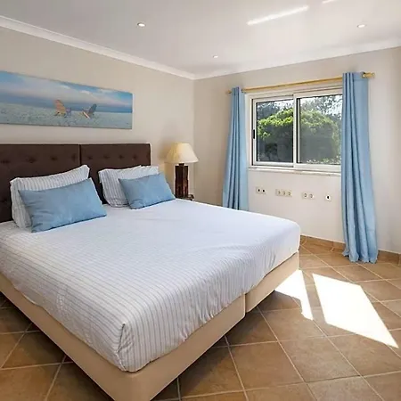 Vale Do Garrao Sleeps 10 With Air Con And Wifi * Quinta do Lago