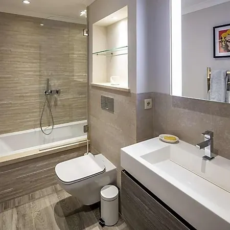 Vale Do Garrao Sleeps 10 With Air Con And Wifi * Quinta do Lago